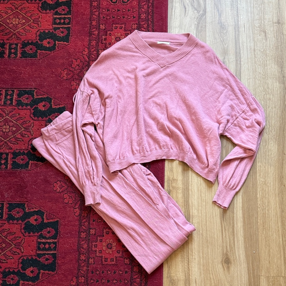 James Street Light Vee Sweater and High Waisted Pant